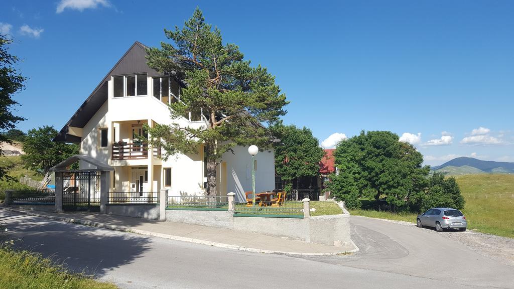 Guest House Tiha Noc Žabljak Zewnętrze zdjęcie