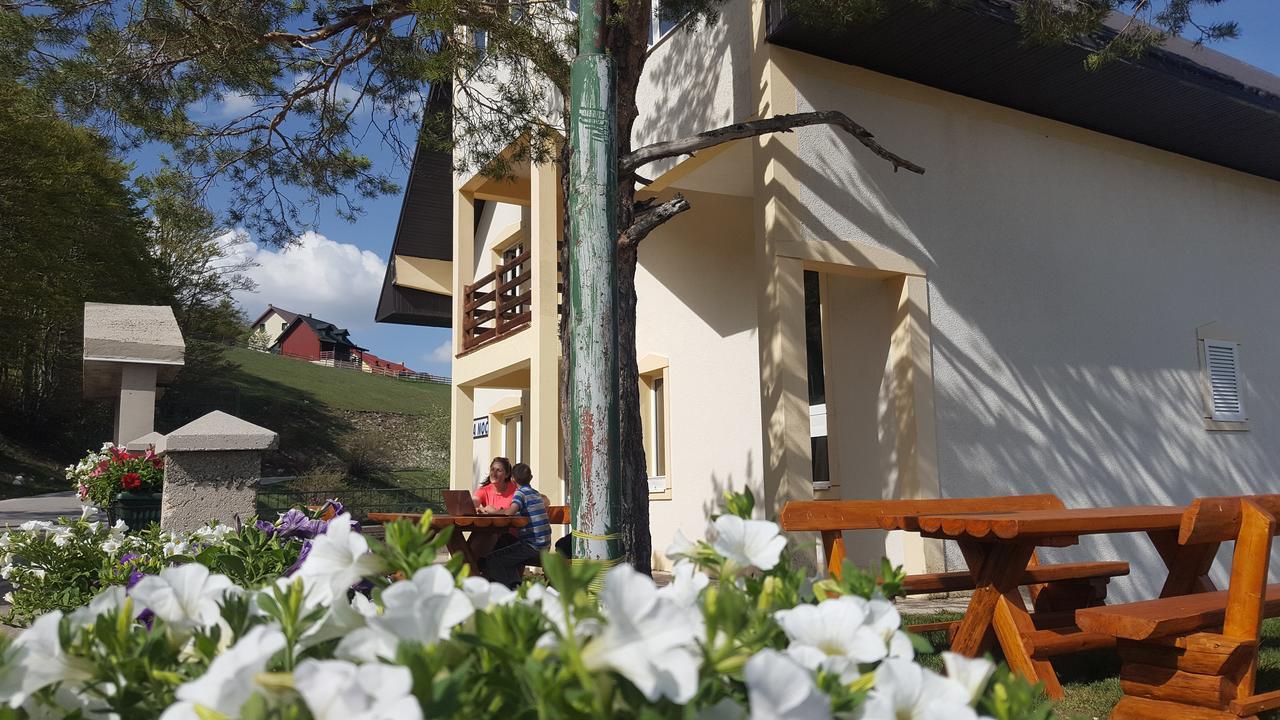 Guest House Tiha Noc Žabljak Zewnętrze zdjęcie