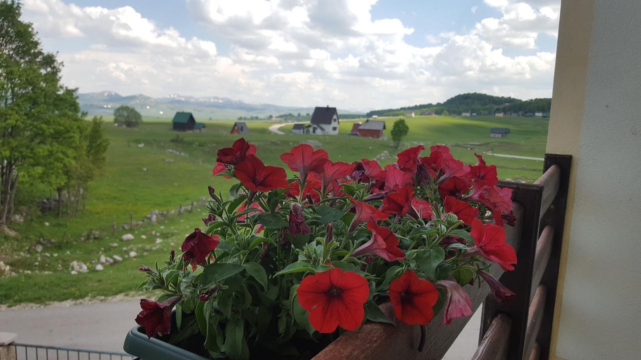 Guest House Tiha Noc Žabljak Zewnętrze zdjęcie